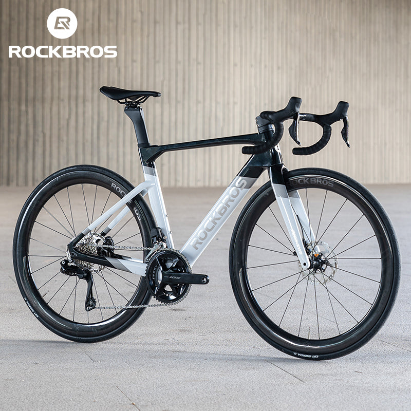 #color_Black-Silver-White