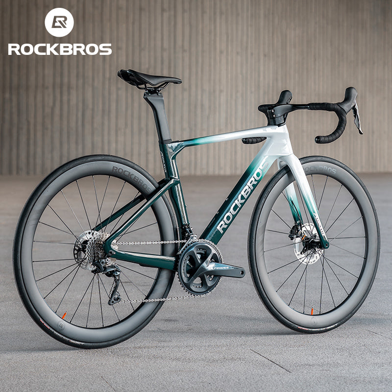 #color_Light Green White