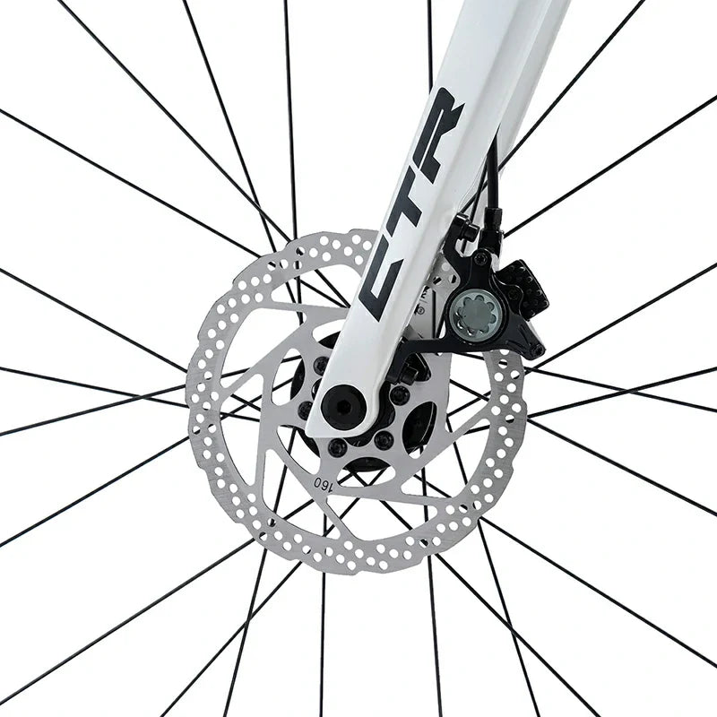 Compact carbon frame geometry for better control