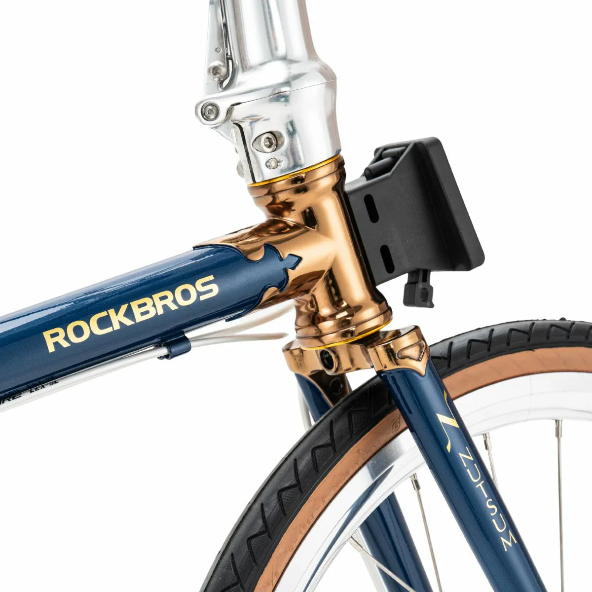 Close-up of a bicycle with 'RockBros' branding on a white background #Color_Blue