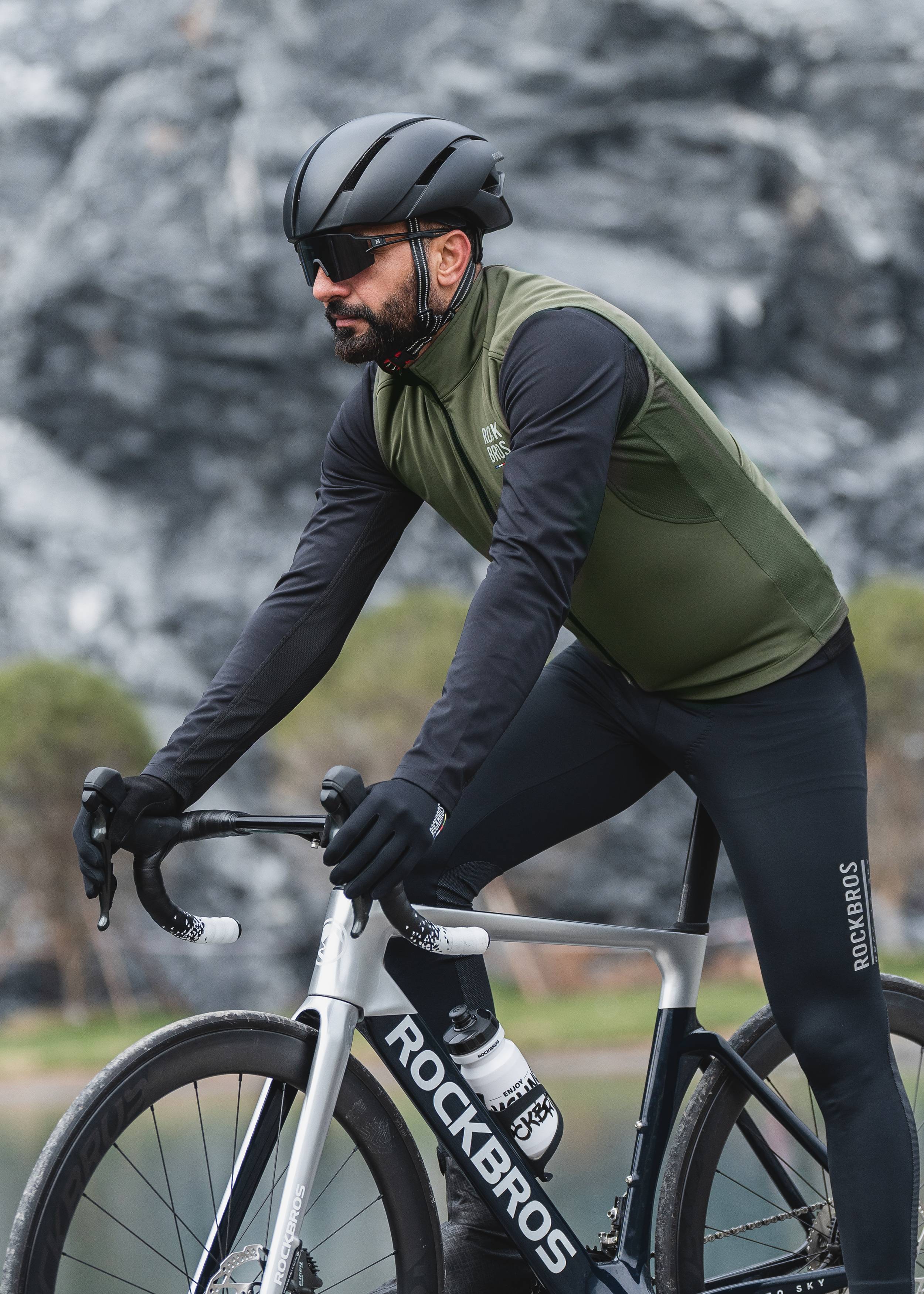 ROAD TO SKY Wind Proof Warm Vest Army Green