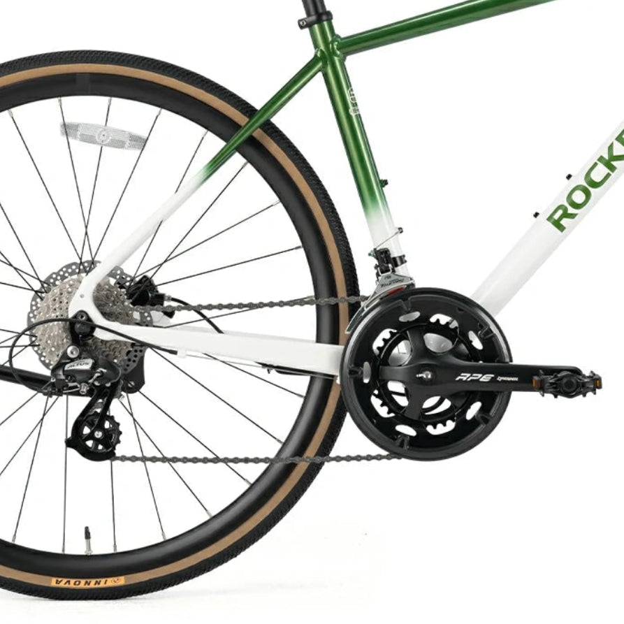 p2e-road-bike-green-drivetrain #color_green