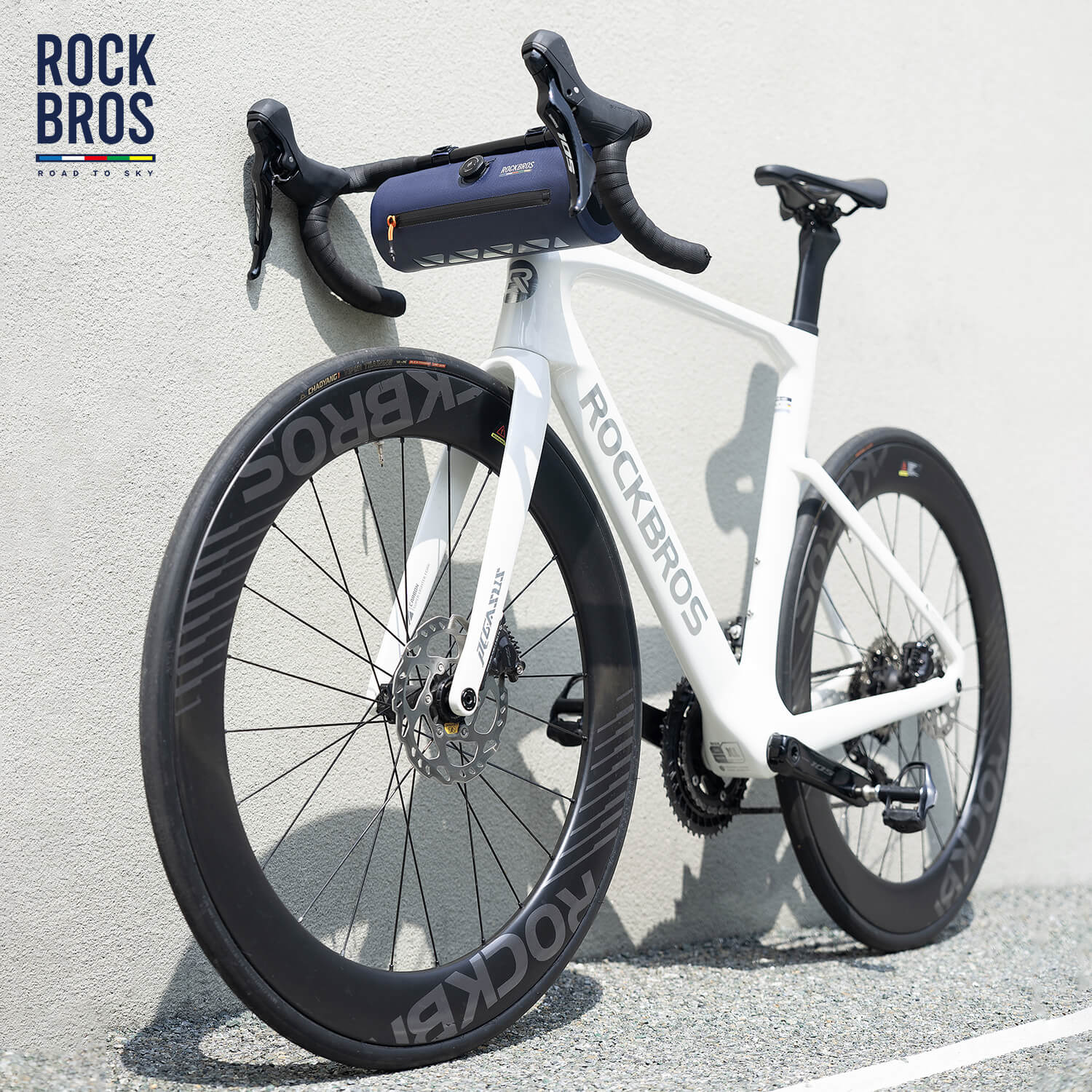 ROCKBROS Road-to-Sky handlebar bag AS-143, 100% waterproof design ideal for cycling in all weather conditions. #Color_Blue