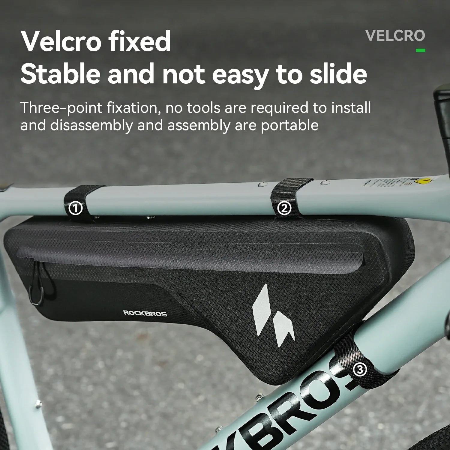 Bicycle handlebar bag with velcro fixation on a blurred background