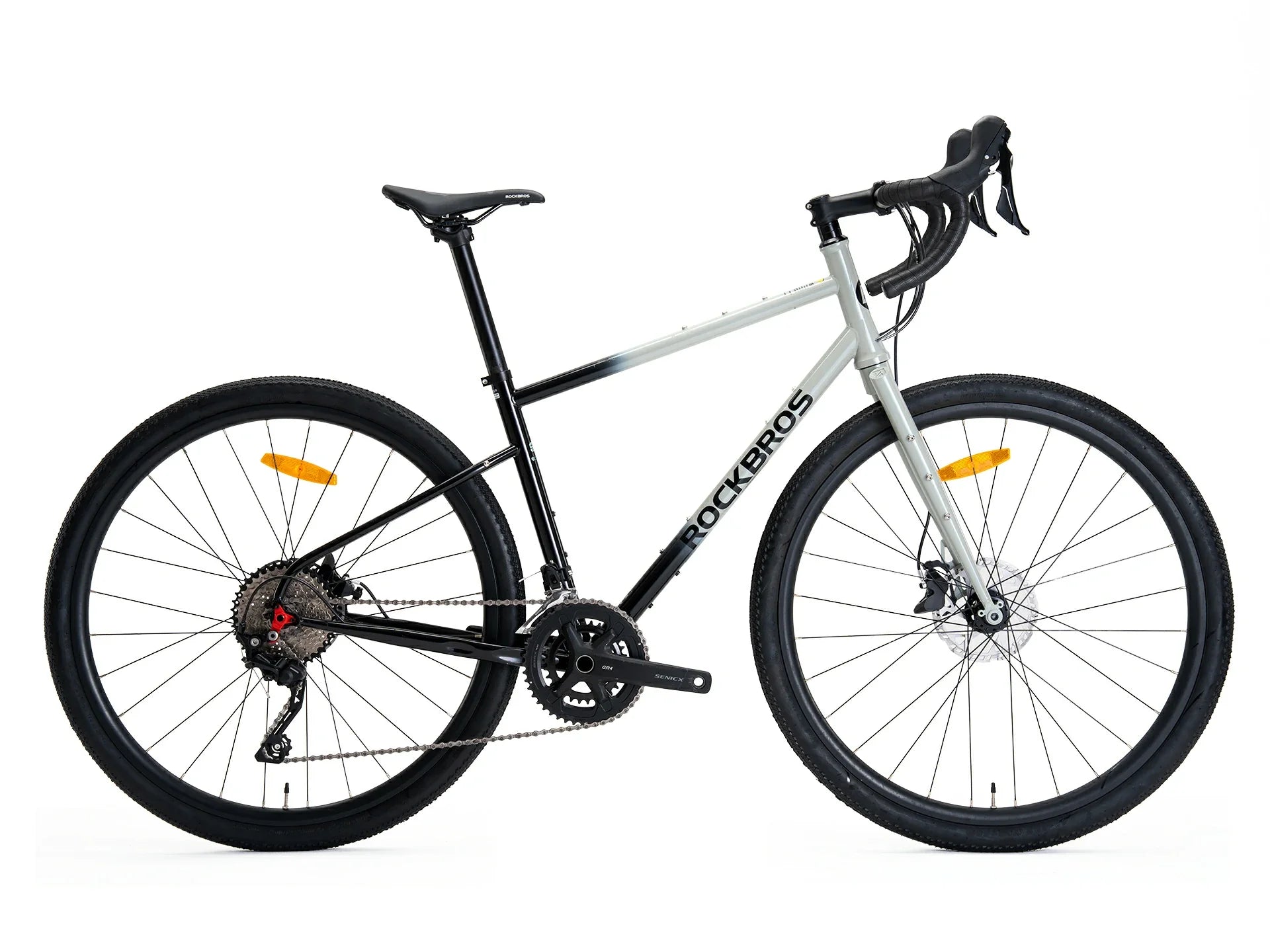 #color_Black & White