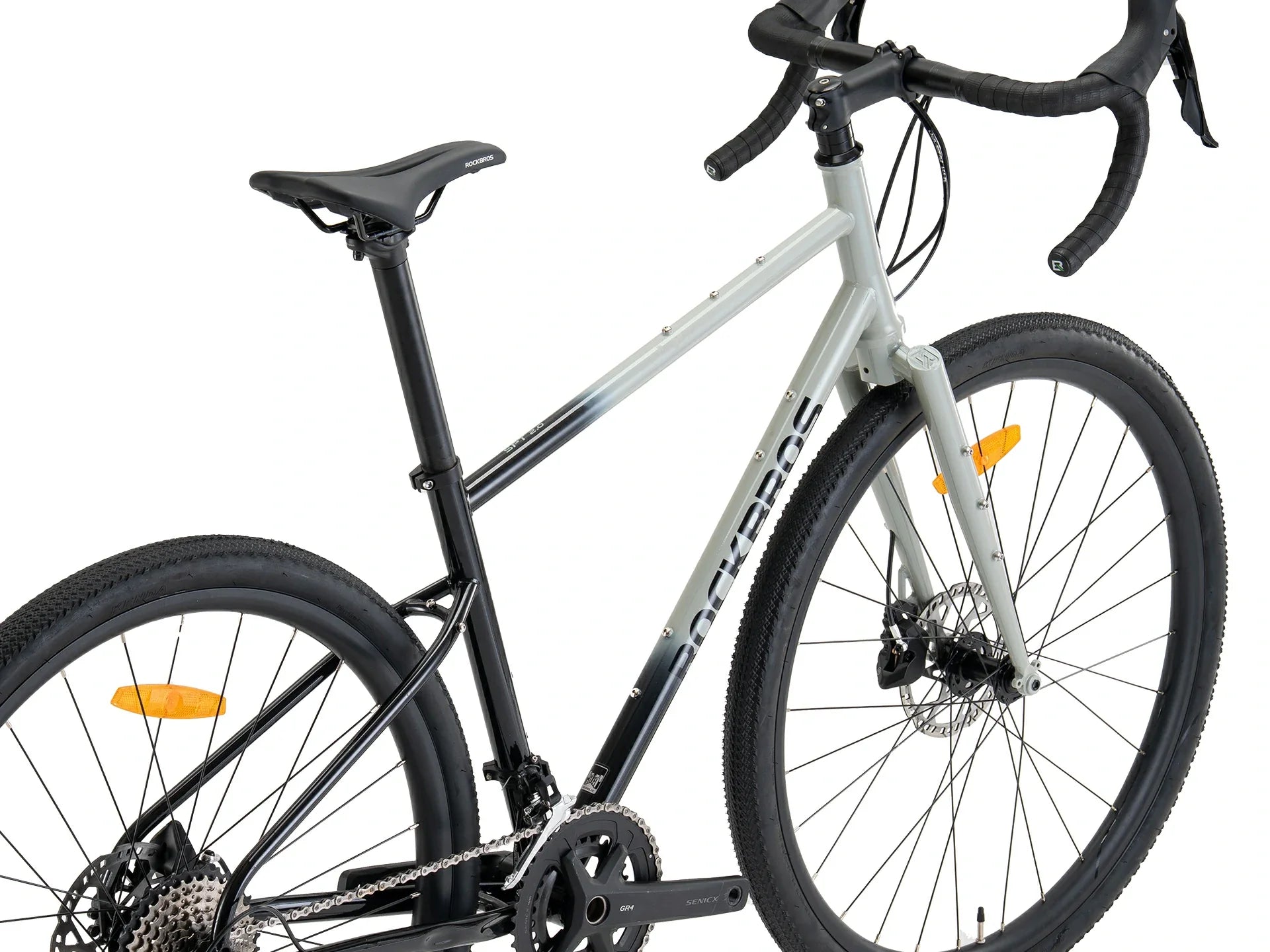 #color_black & white