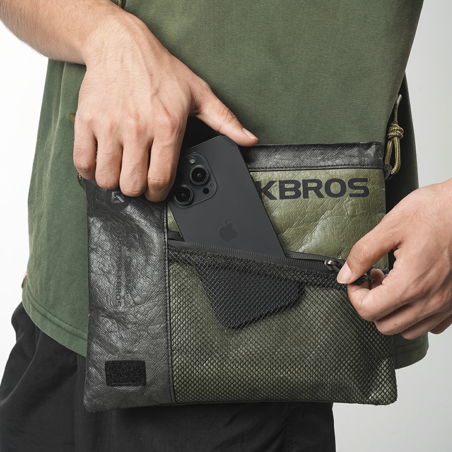 bike handlebar bag with backpack organizer