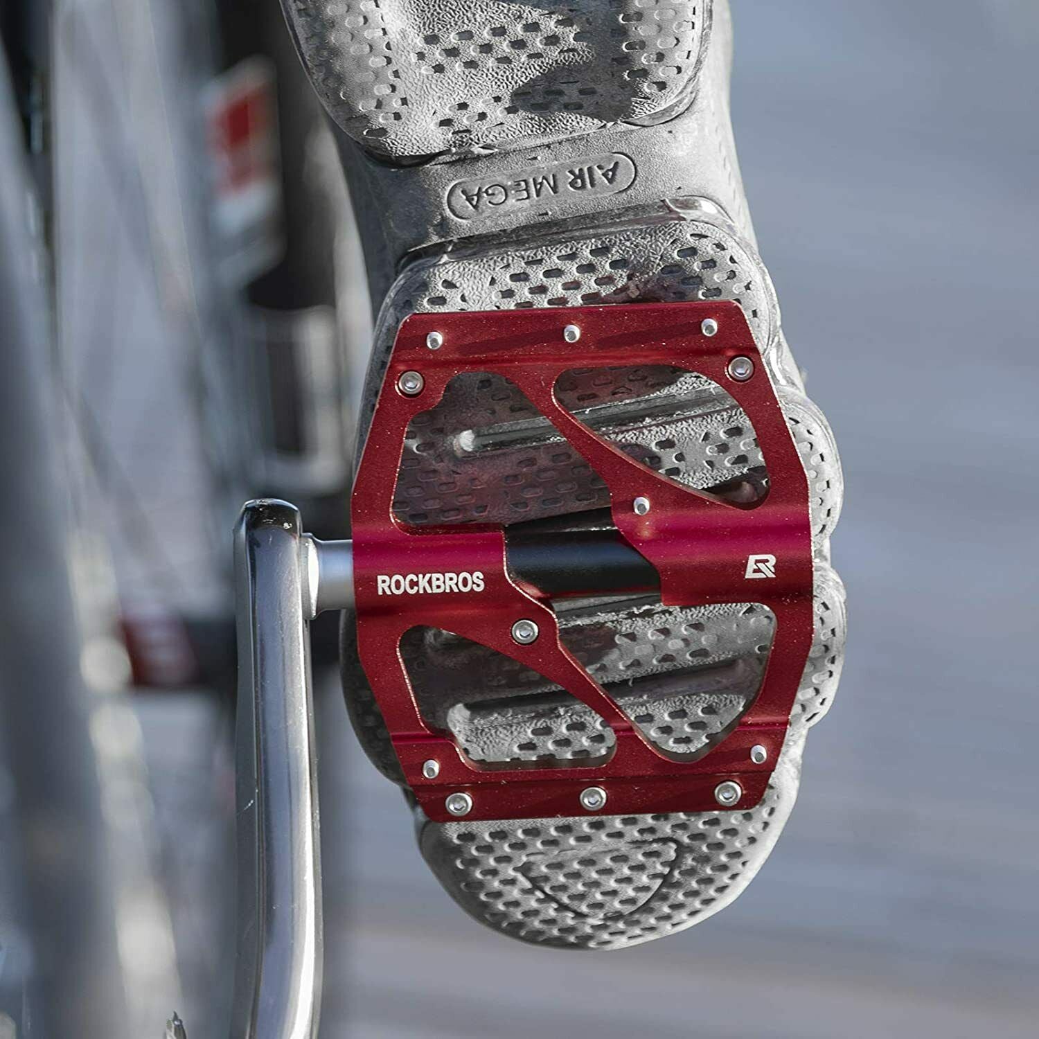 ROCKBROS Super Lightweight Bike Pedals in Black or Red (Pair)